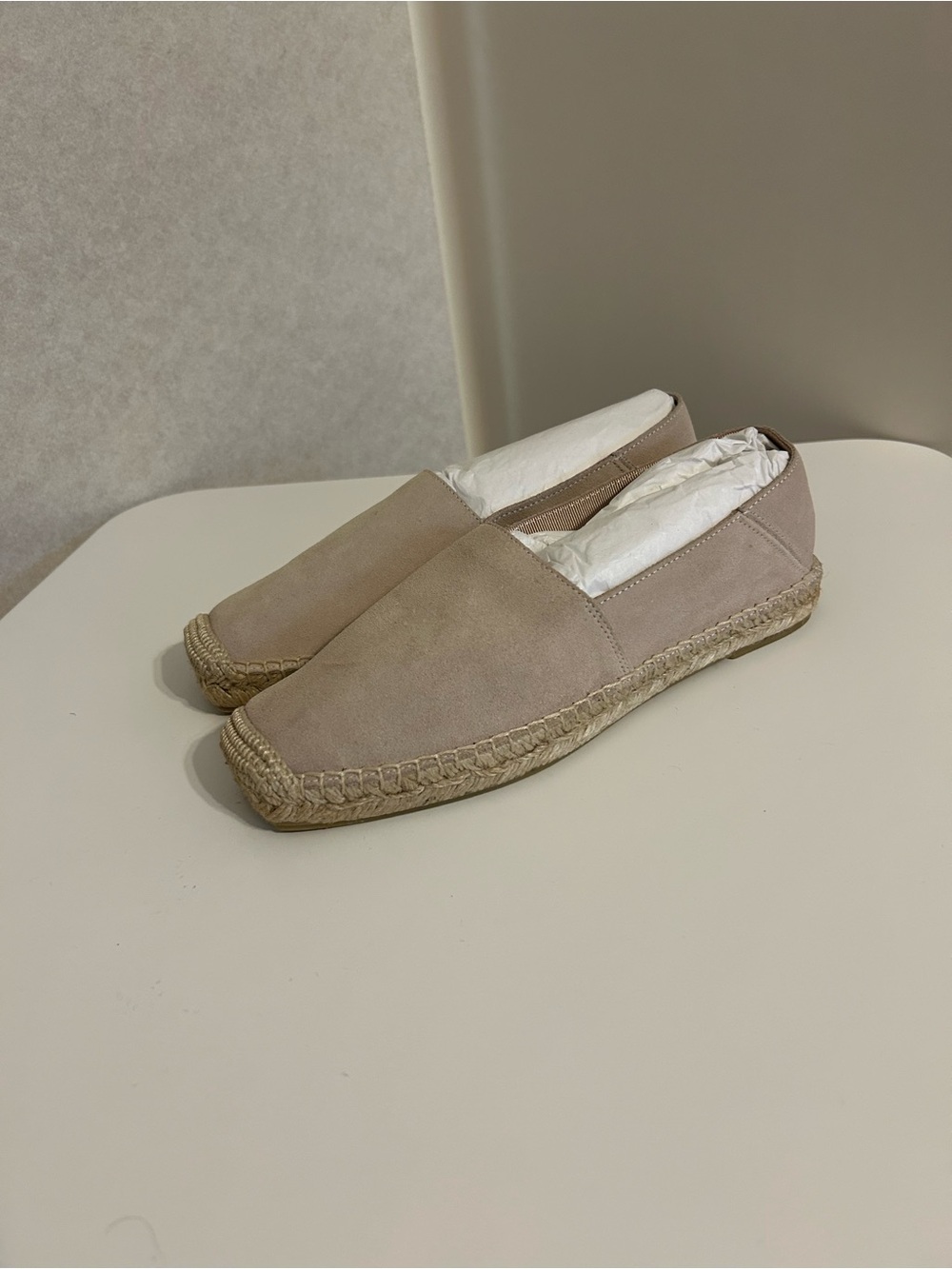Banana Republic NEW Suede Espadrilles Flats 7 Shoes Ivory Mivano Italia - Picture 2 of 7